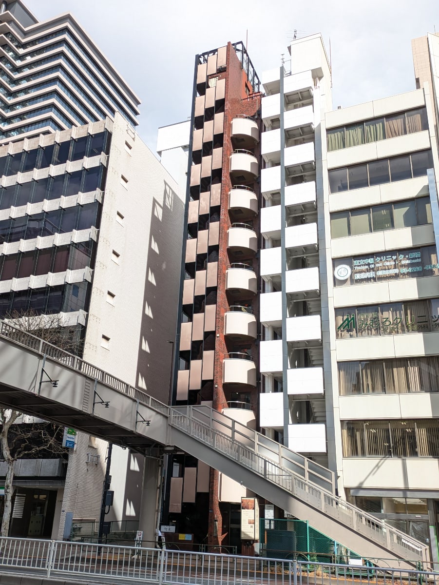 v20250729010429/fresh/building/J00100381048_8