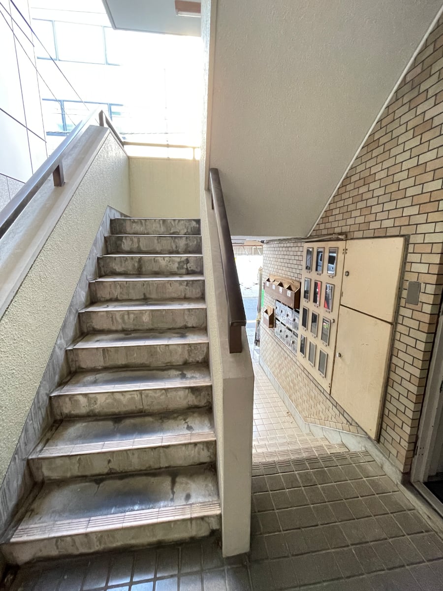 v20250822150702/fresh/building/J00100359813_4