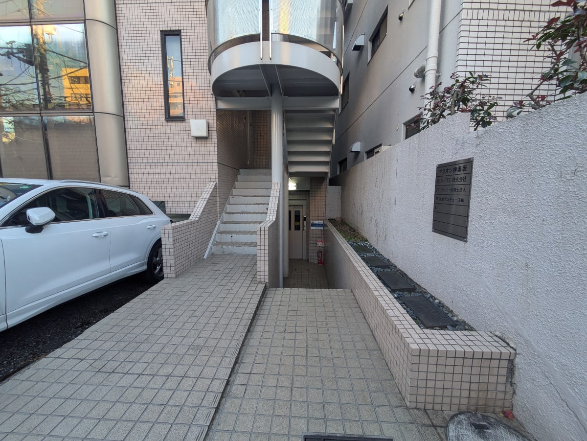 v20250822150702/fresh/building/J00100386451_3