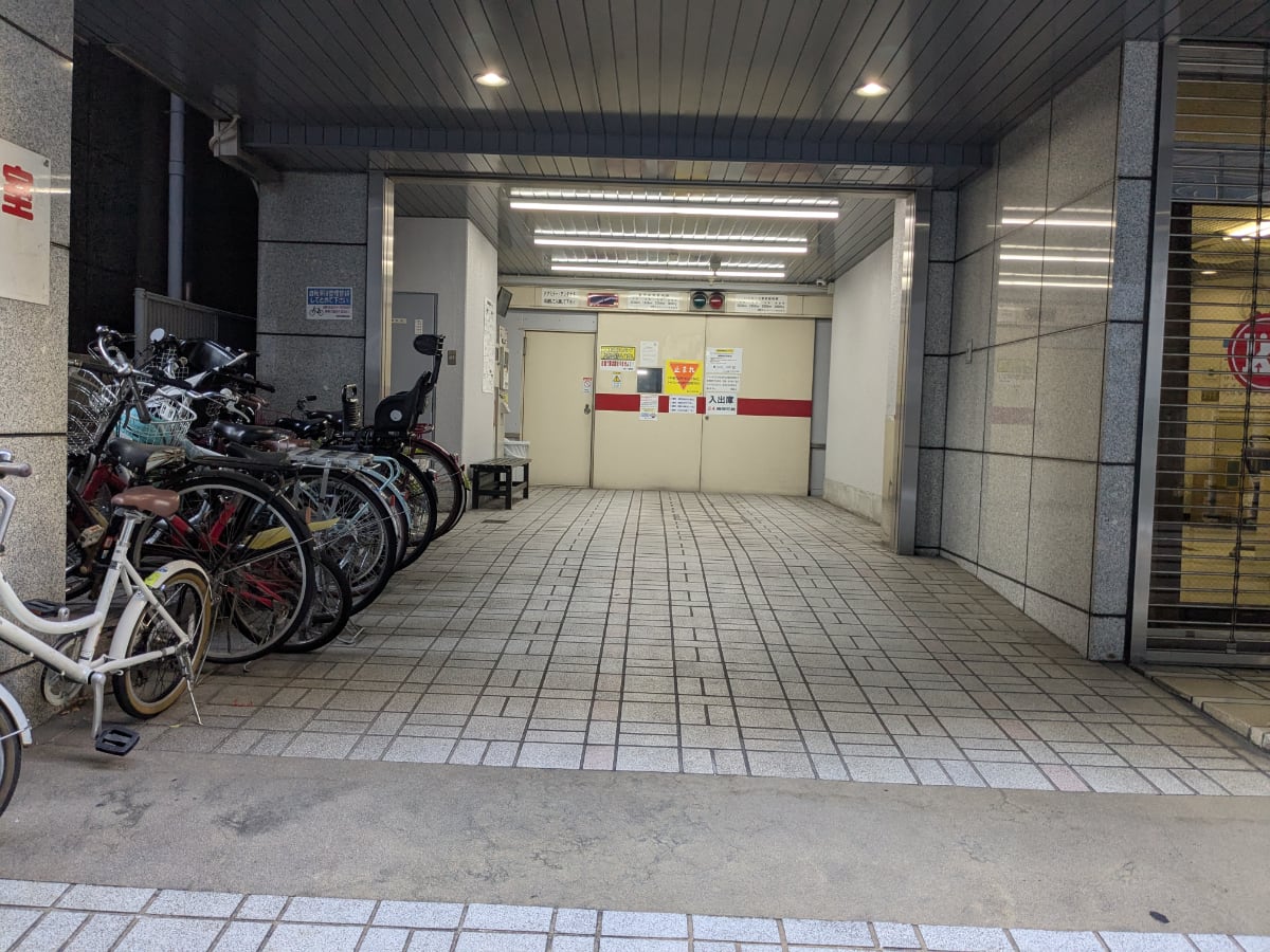v20250822150702/fresh/building/J00100446196_8