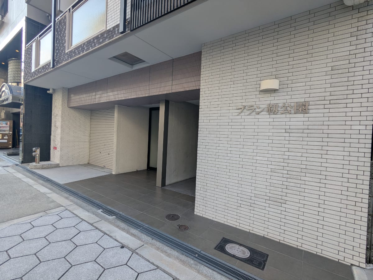 v20250822150702/fresh/building/J00100447532_3