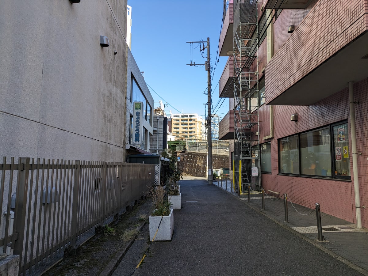 v20250822150702/fresh/building/J00100502484_12