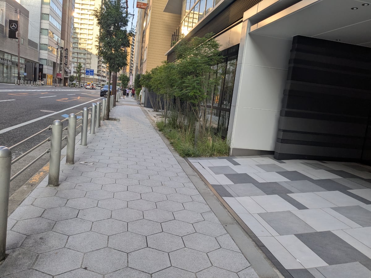 v20250822150702/fresh/building/J00100633332_2