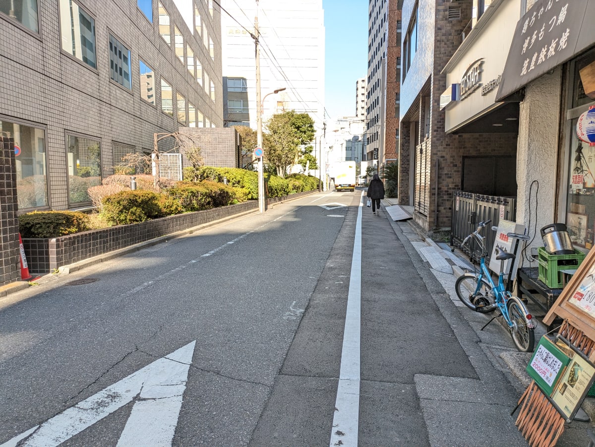 v20250825150704/fresh/building/J00100385807_12
