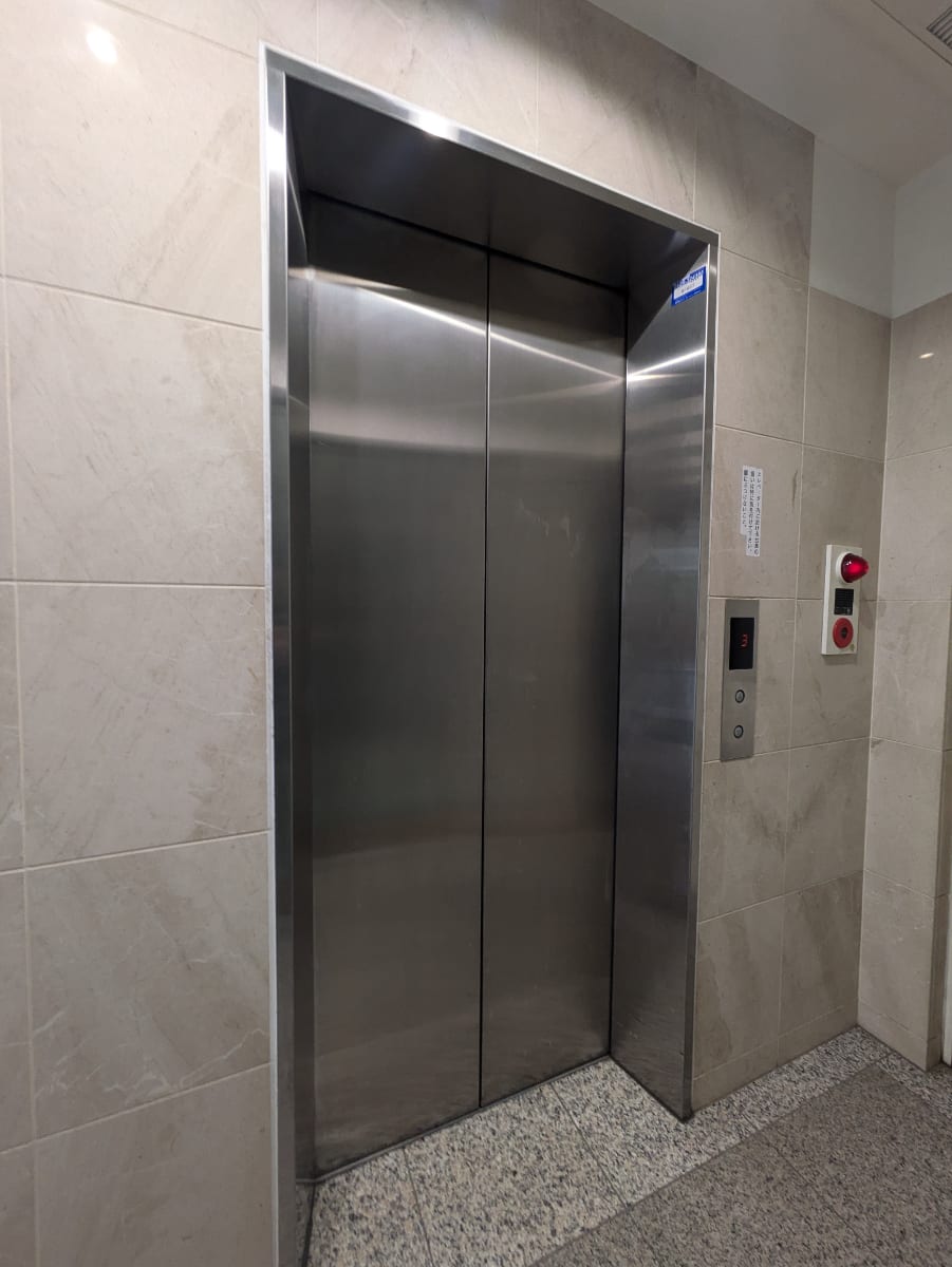 v20250827150704/fresh/building/J00100358564_4