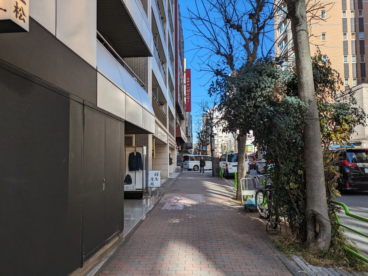 v20250827150704/fresh/building/J00100385174_19