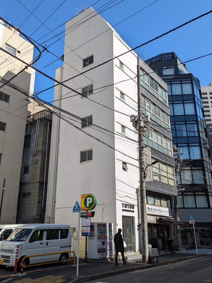 v20250827150704/fresh/building/J00100385809_17
