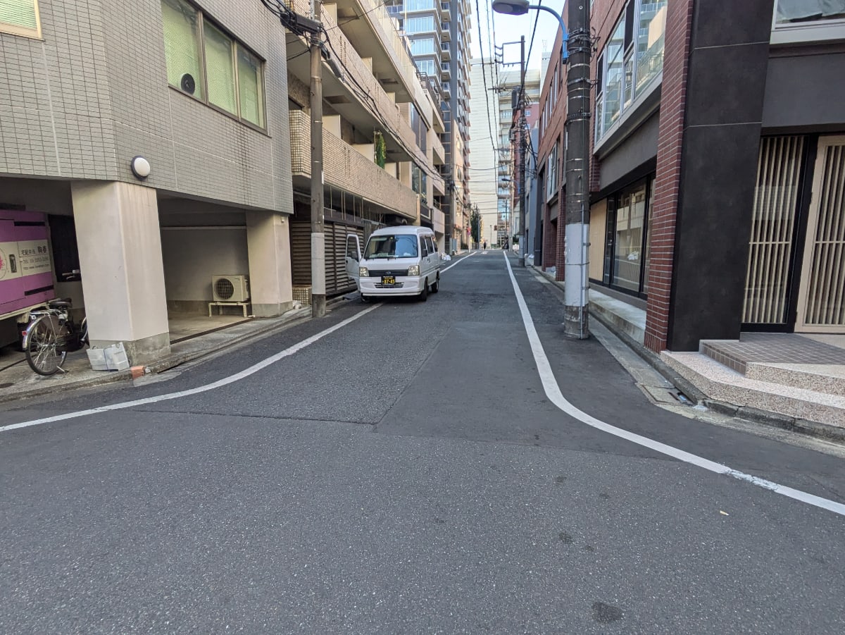 v20250827150704/fresh/building/J00100404040_13