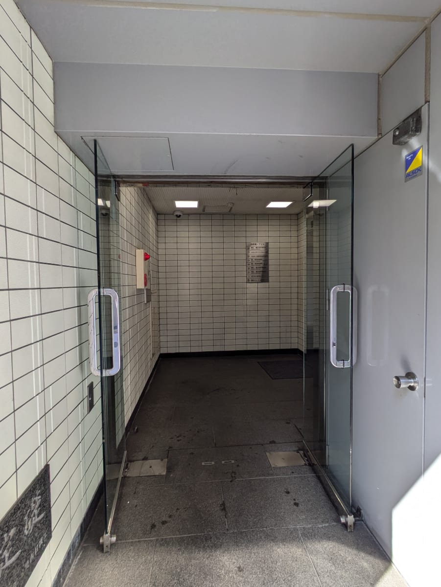 v20250827150704/fresh/building/J00100441551_12