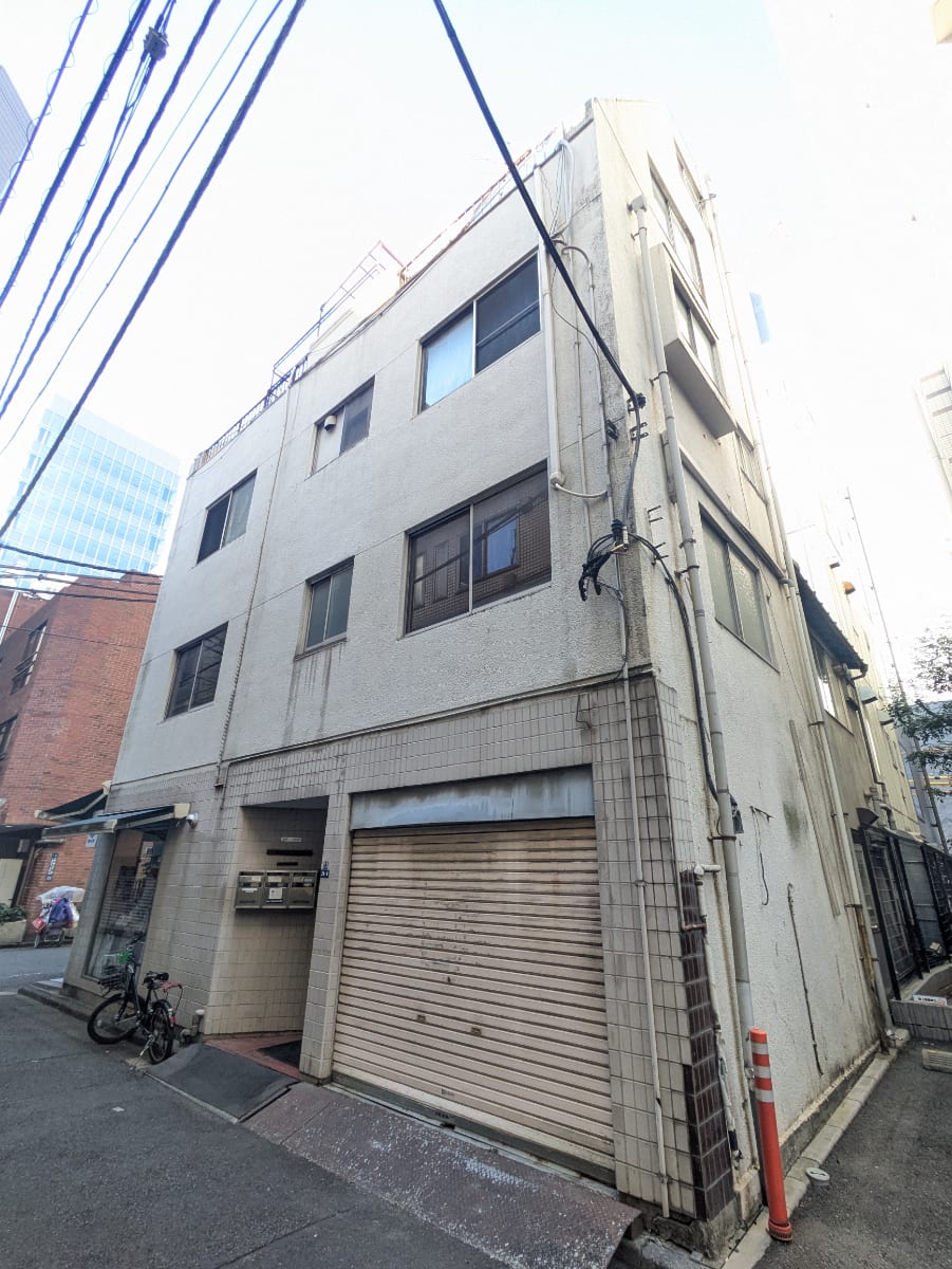 v20250827150704/fresh/building/J00100494044_9