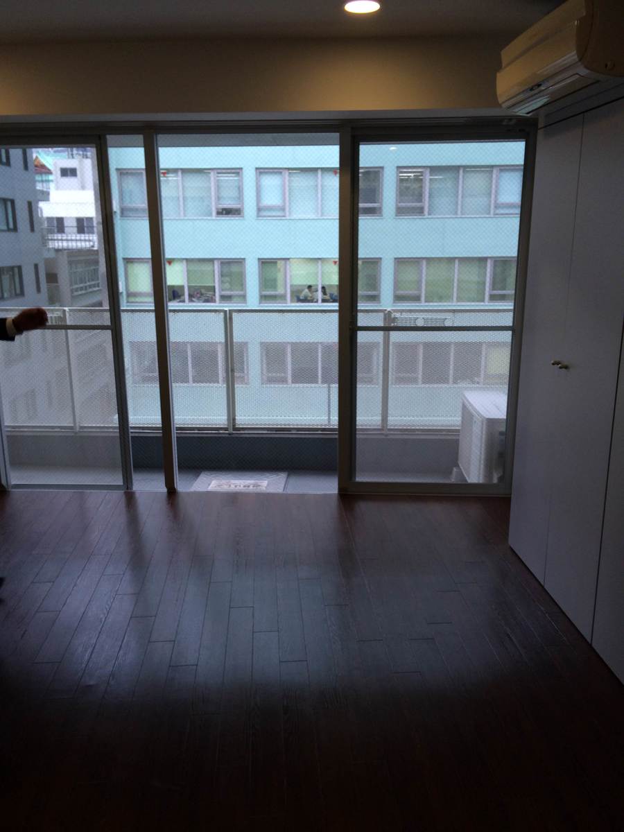 v20250828160945/fresh/room/J00101975800_2