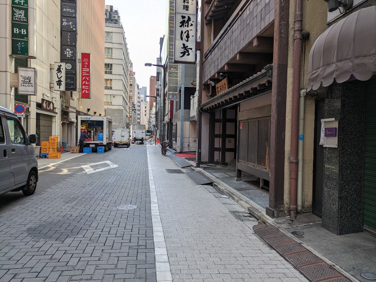 v20250829150804/fresh/building/J00100379971_13