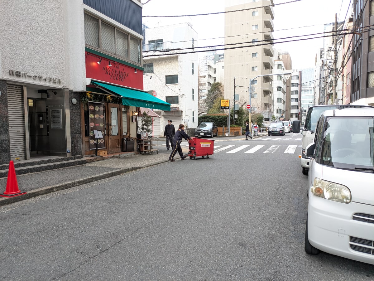 v20250829150804/fresh/building/J00100389298_2