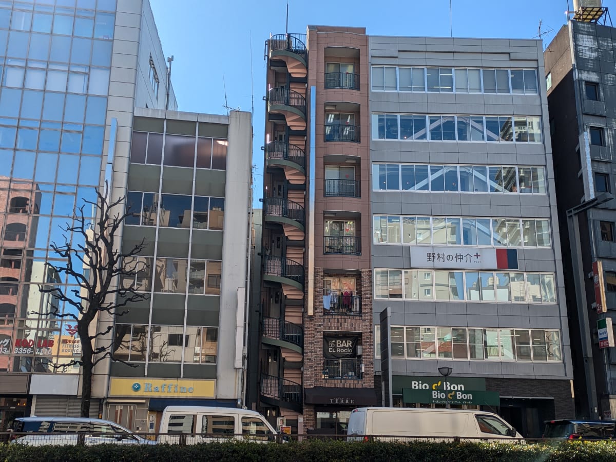 v20250829150804/fresh/building/J00100403366_1
