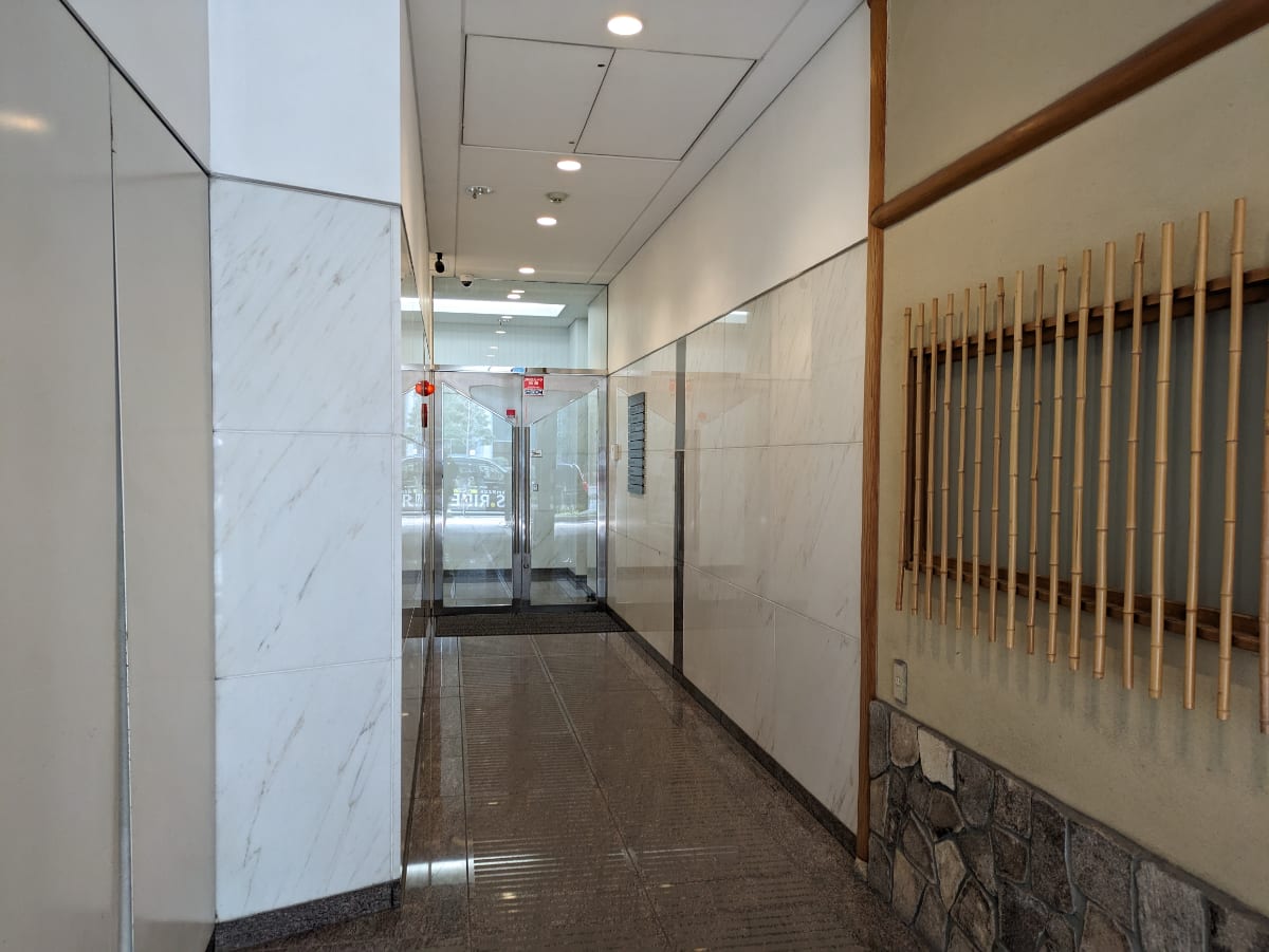 v20250830150604/fresh/building/J00100385131_19
