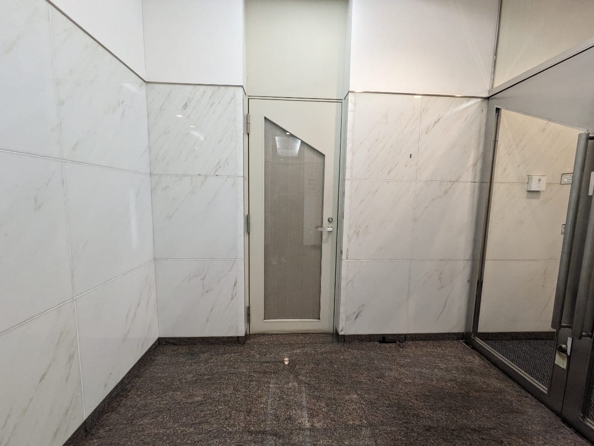 v20250830150604/fresh/building/J00100385131_22