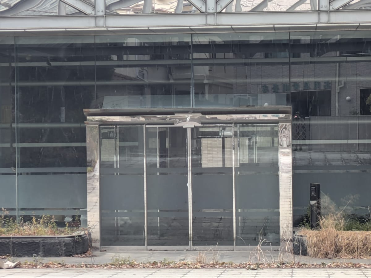 v20250830150604/fresh/building/J00100414983_3