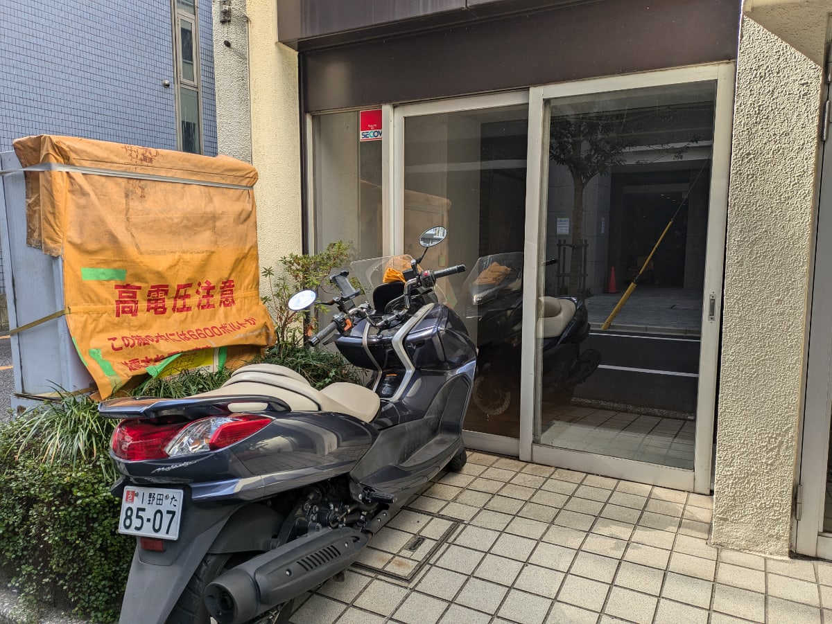v20250830150604/fresh/building/J00100418076_9