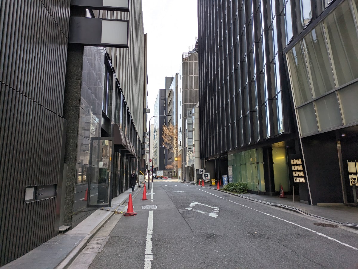 v20250830150604/fresh/building/J00100418298_14