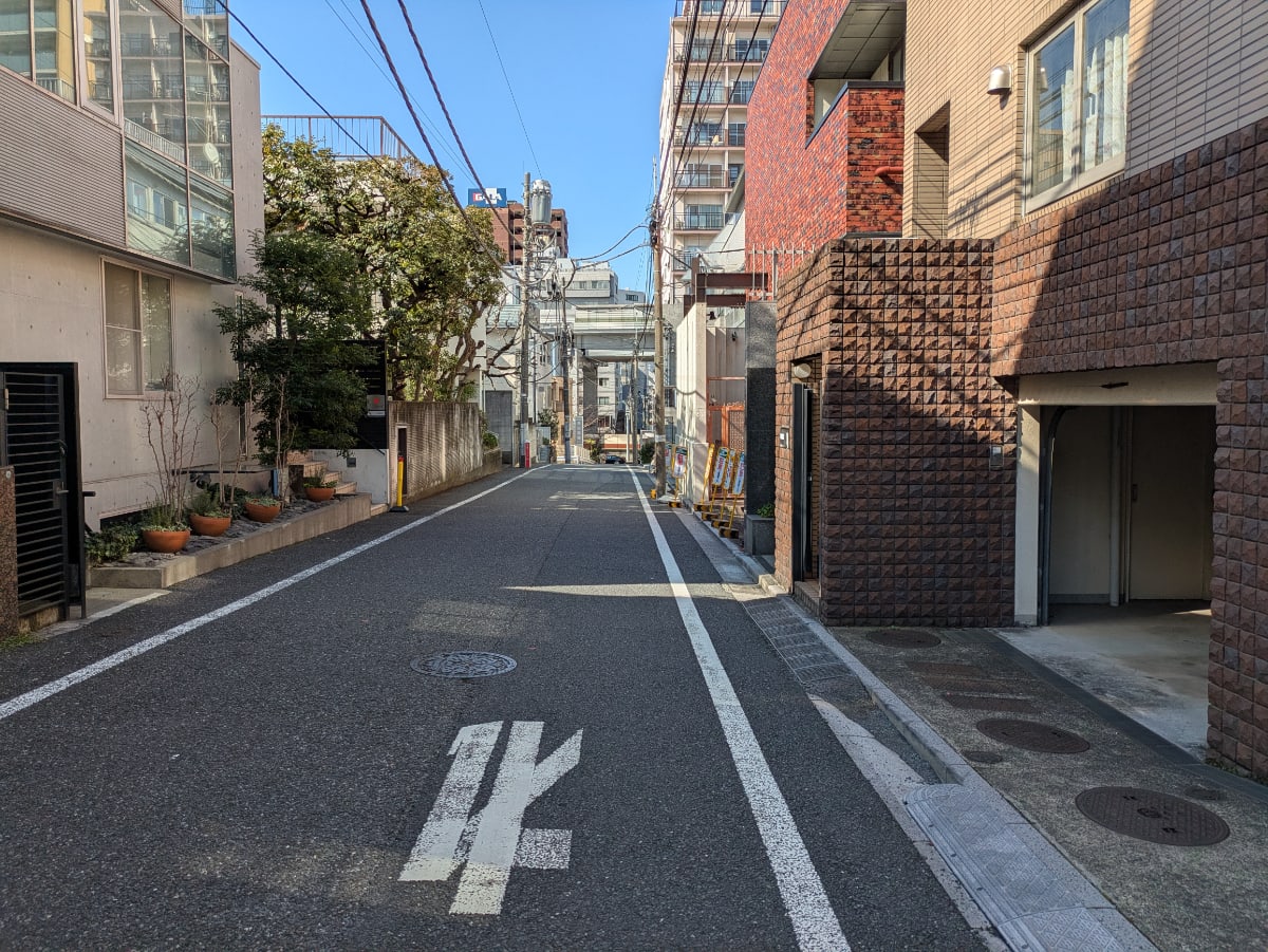 v20250902150705/fresh/building/J00100429900_13