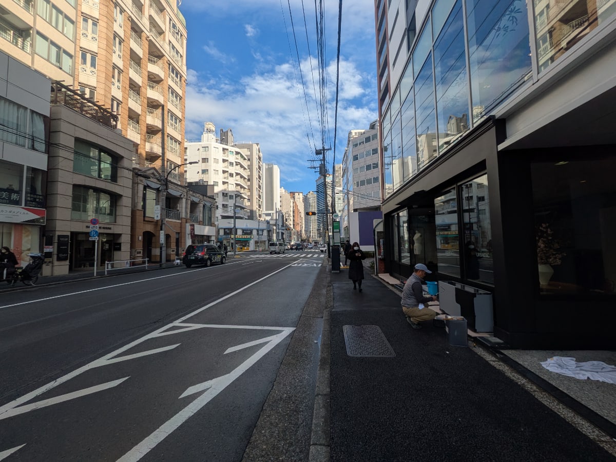 v20250903150709/fresh/building/J00100357043_11