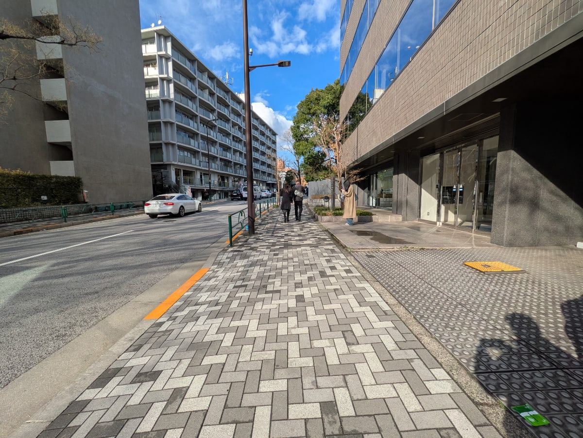 v20250903150709/fresh/building/J00100357045_12