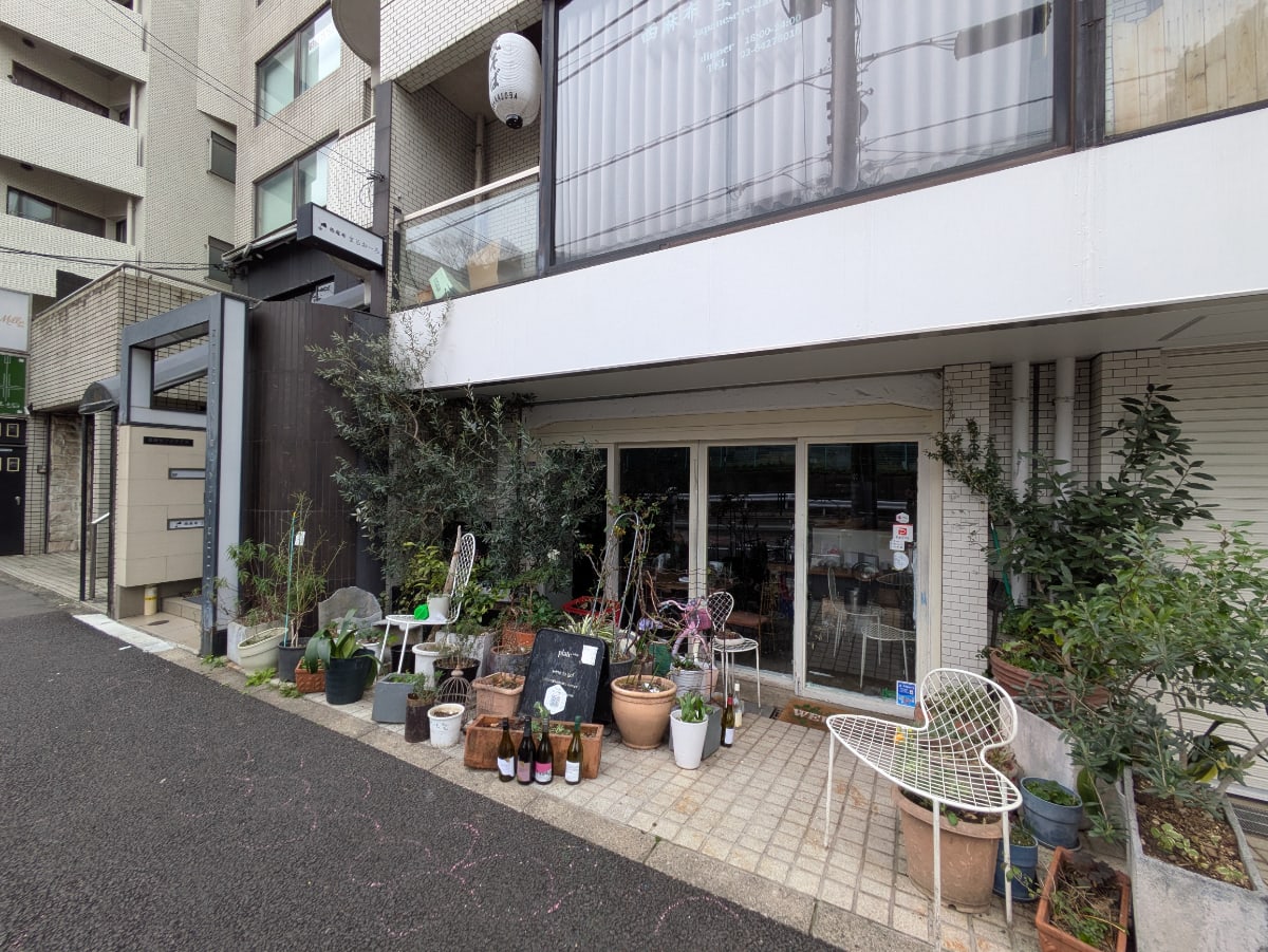 v20250903150709/fresh/building/J00100364643_10