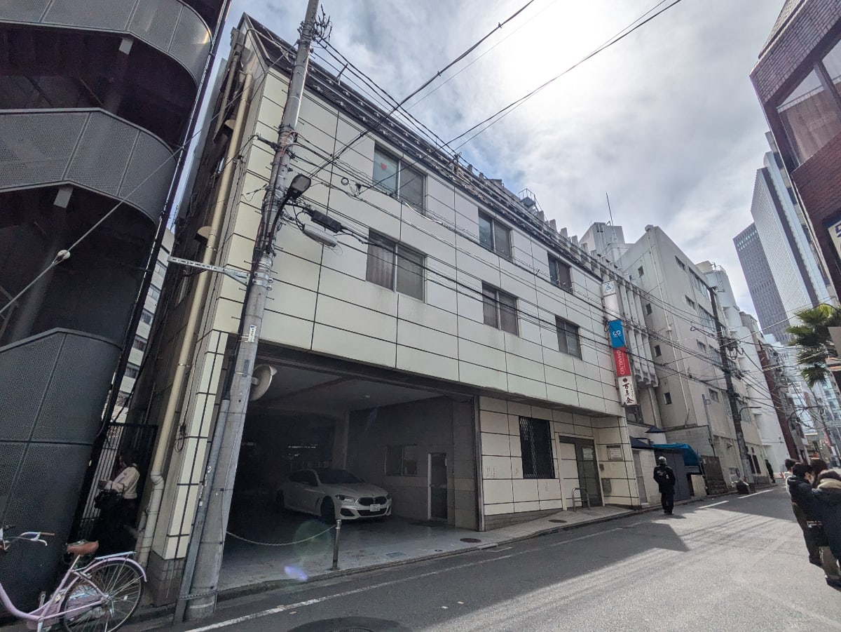 v20250903150709/fresh/building/J00100373681_5