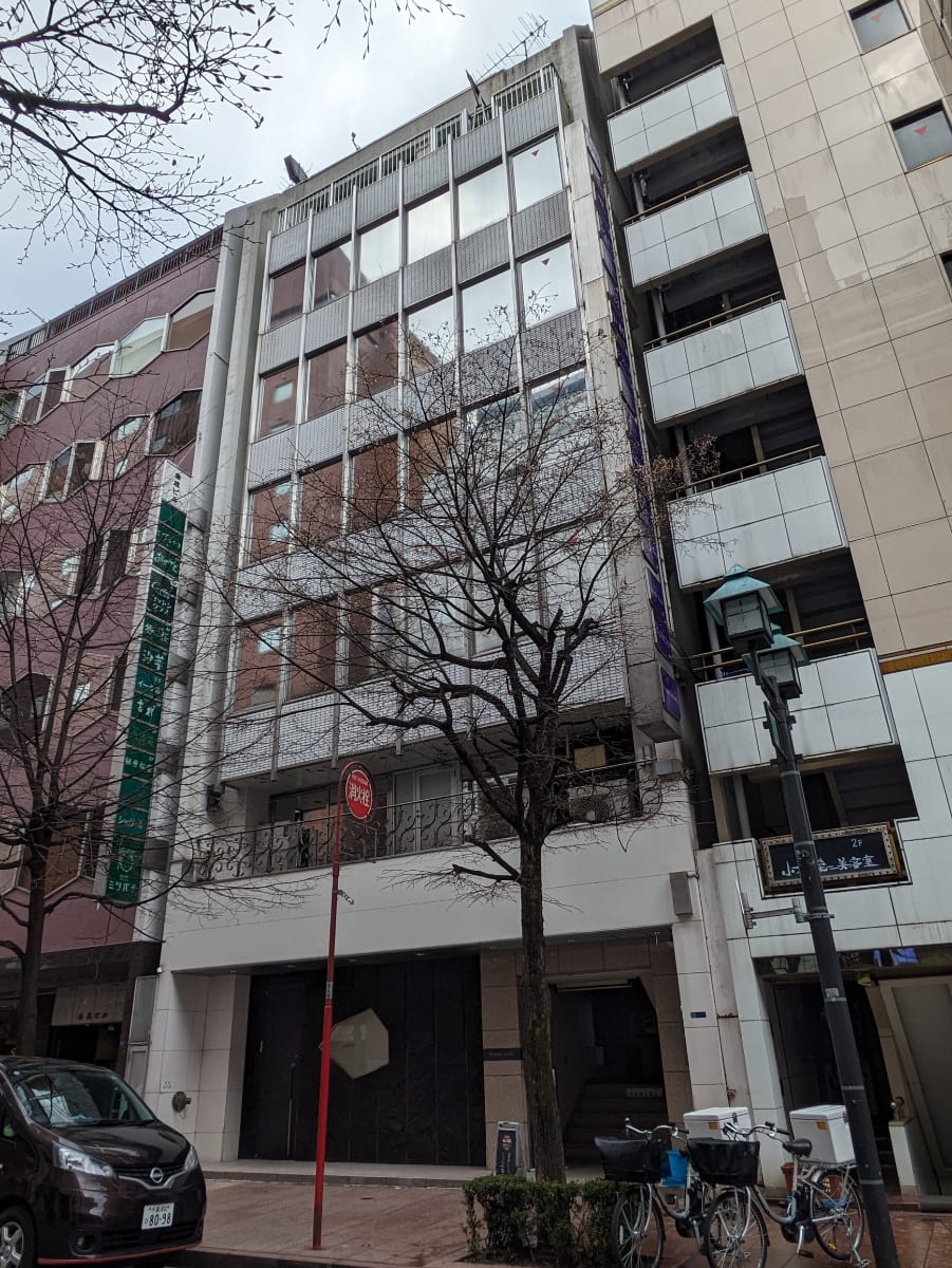 v20250903150709/fresh/building/J00100373959_5