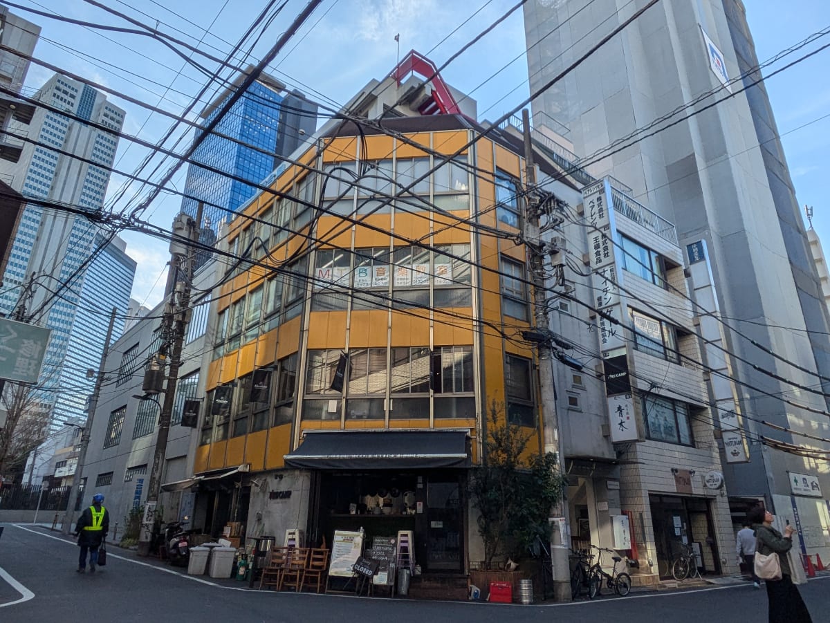 v20250903150709/fresh/building/J00100374022_1