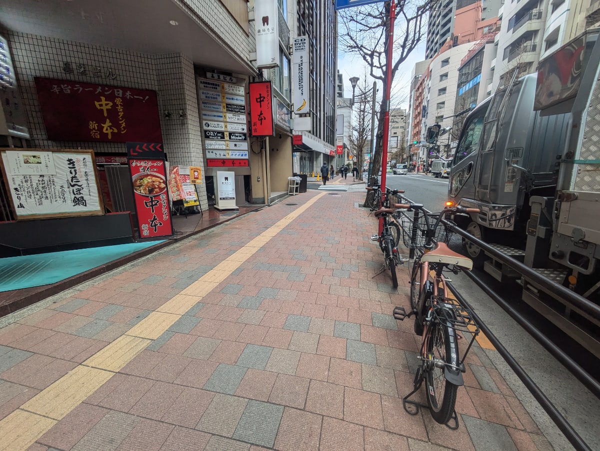 v20250903150709/fresh/building/J00100374084_11