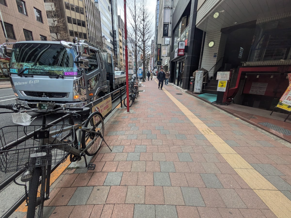 v20250903150709/fresh/building/J00100374084_2