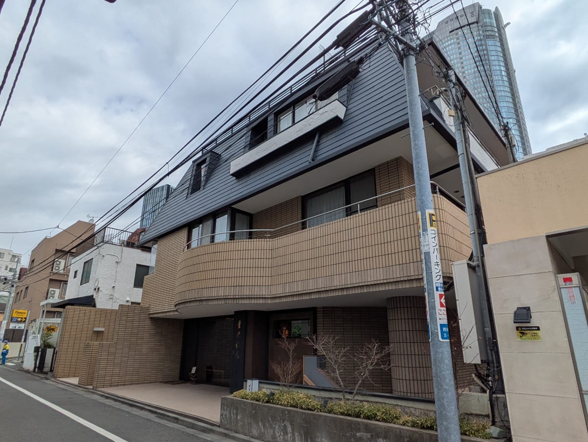 v20250903150709/fresh/building/J00100376704_7