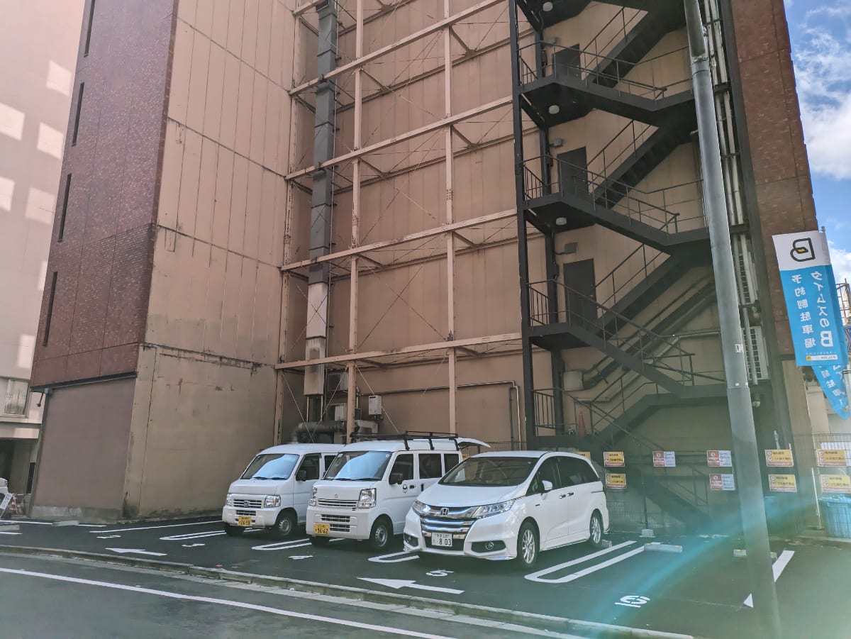 v20250903150709/fresh/building/J00100376764_12