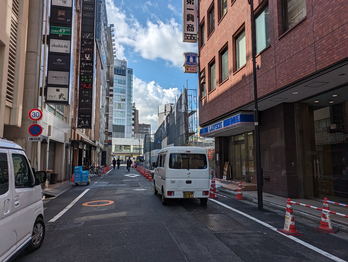 v20250903150709/fresh/building/J00100376764_20