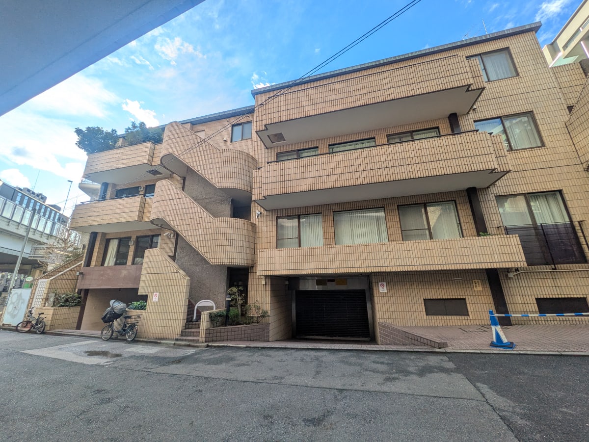 v20250903150709/fresh/building/J00100377964_5