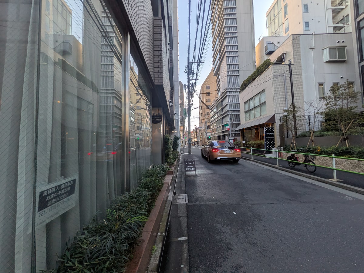 v20250903150709/fresh/building/J00100379221_19