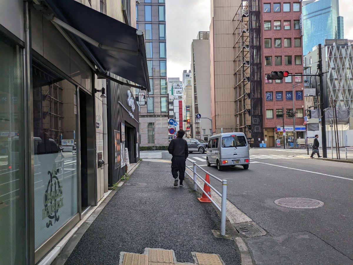 v20250903150709/fresh/building/J00100379472_27