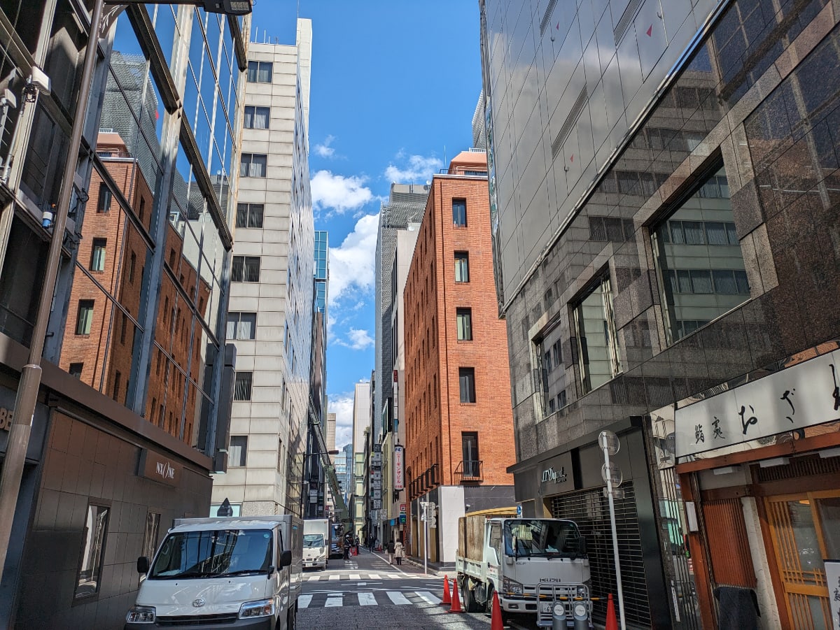 v20250903150709/fresh/building/J00100381931_25