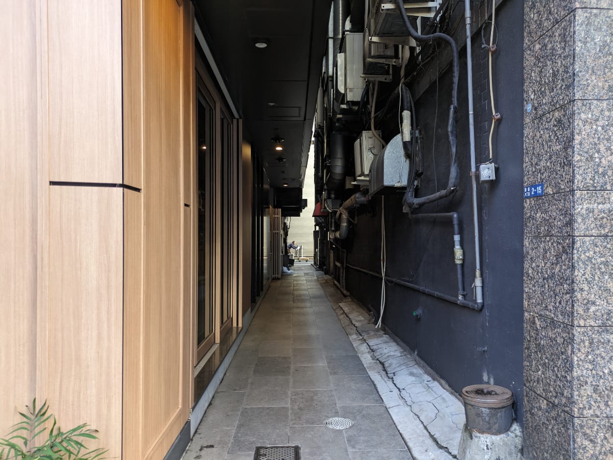 v20250903150709/fresh/building/J00100381933_7
