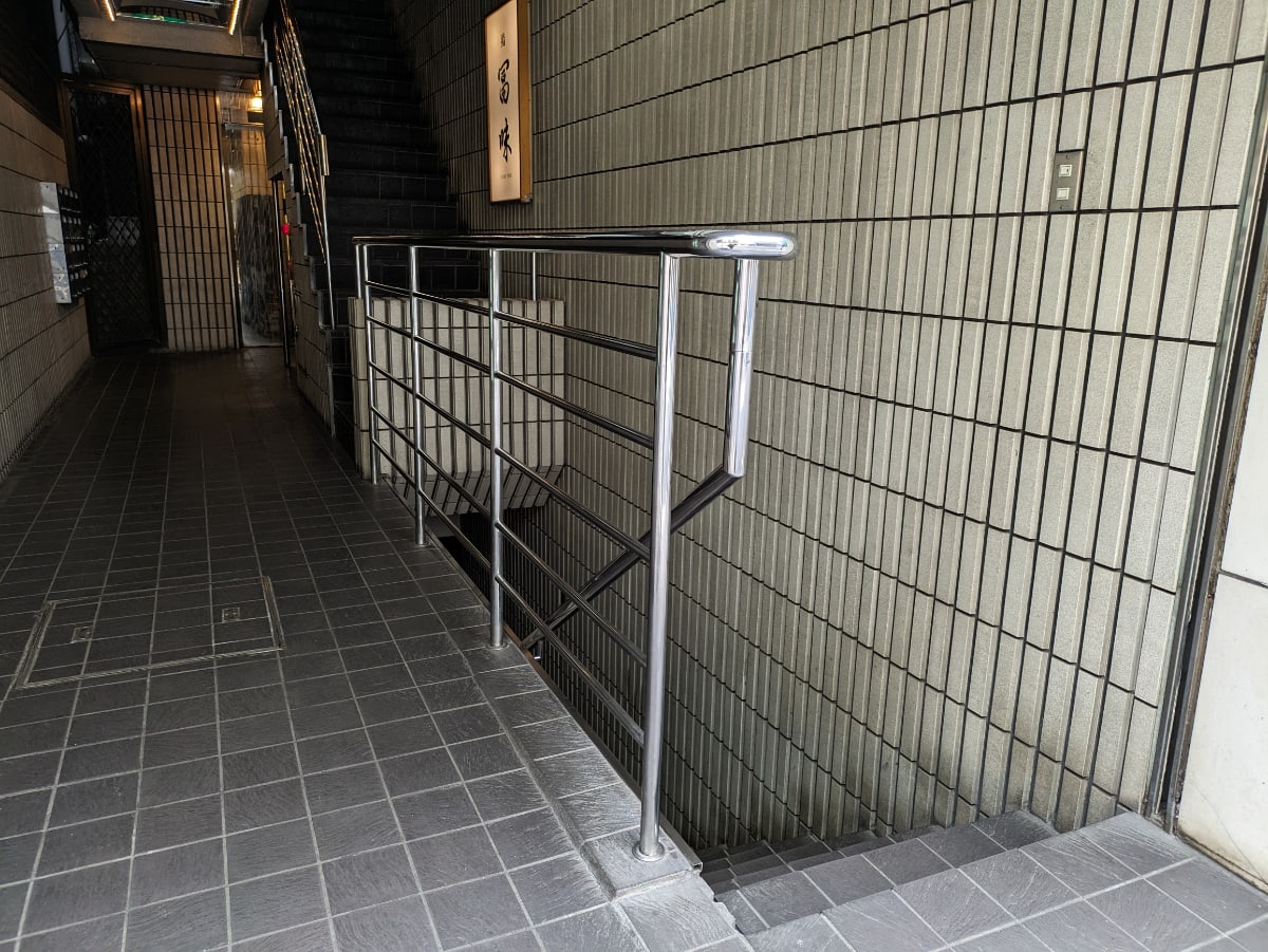 v20250903150709/fresh/building/J00100390998_10