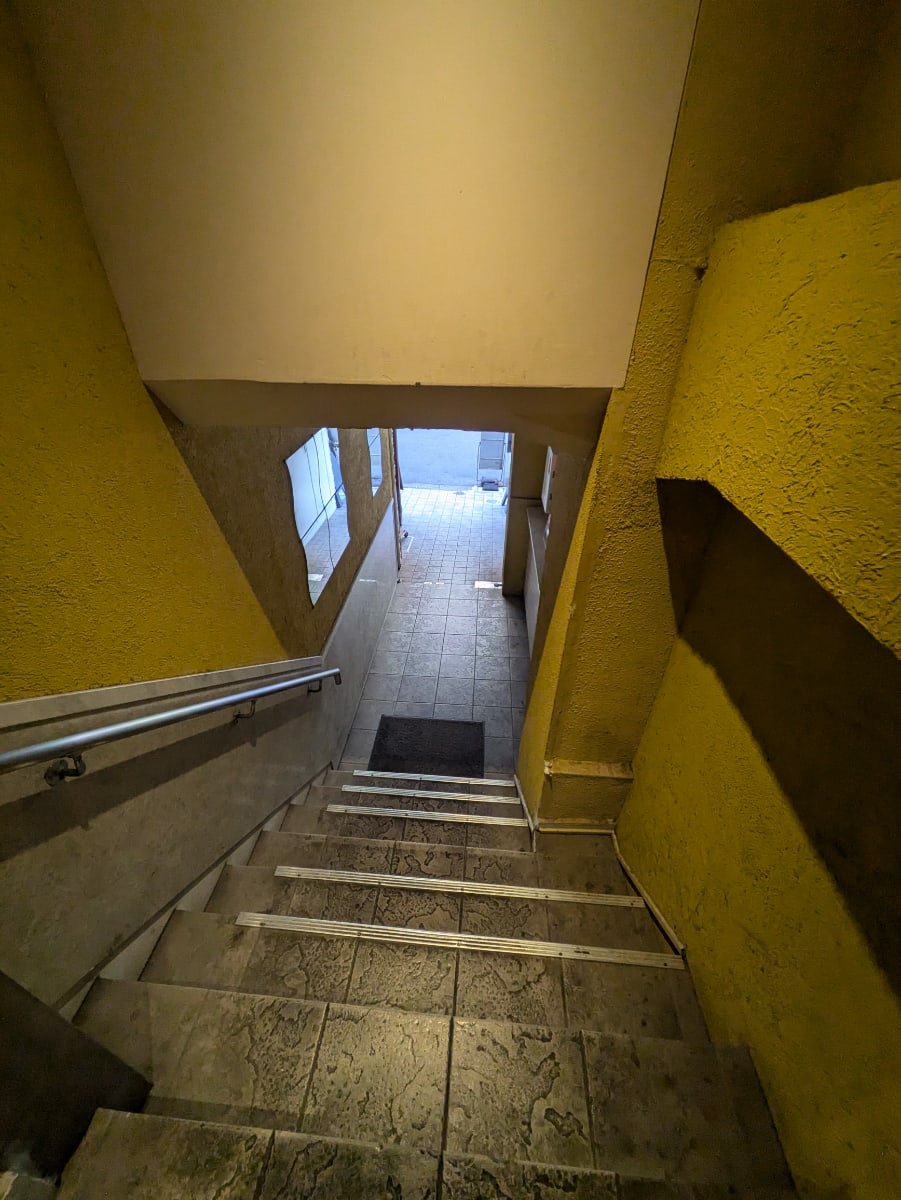 v20250903150709/fresh/building/J00100408498_10