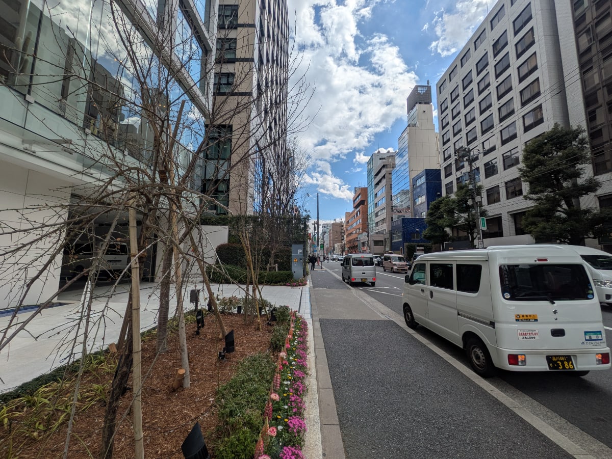 v20250903150709/fresh/building/J00100418353_19