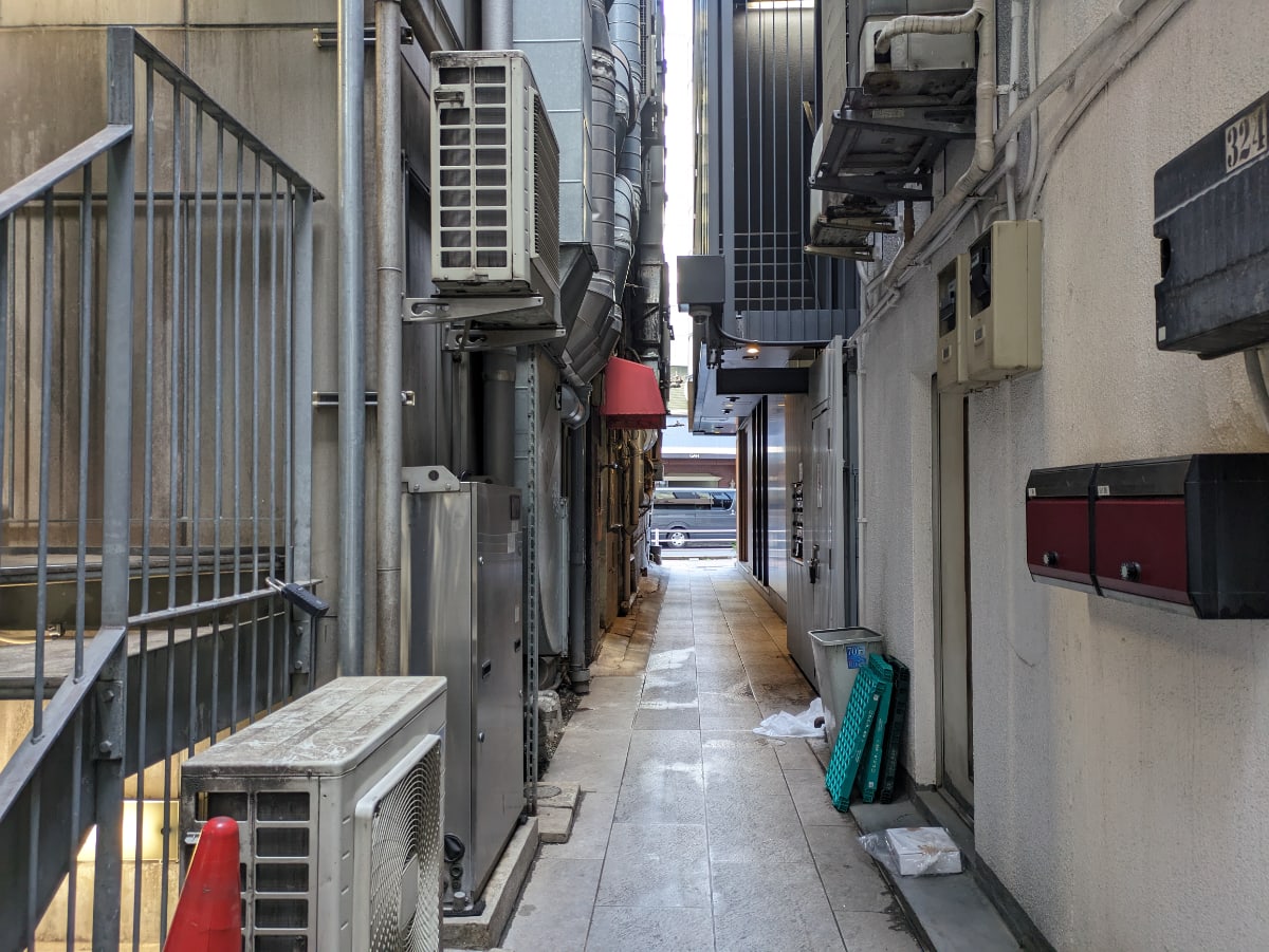 v20250903150709/fresh/building/J00100420002_13