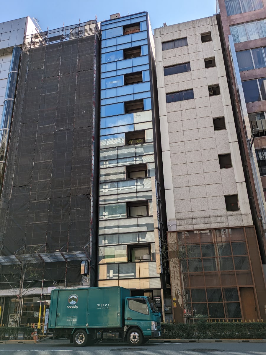 v20250903150709/fresh/building/J00100420520_5