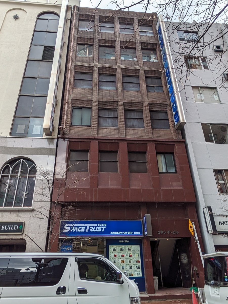 v20250903150709/fresh/building/J00100421267_1