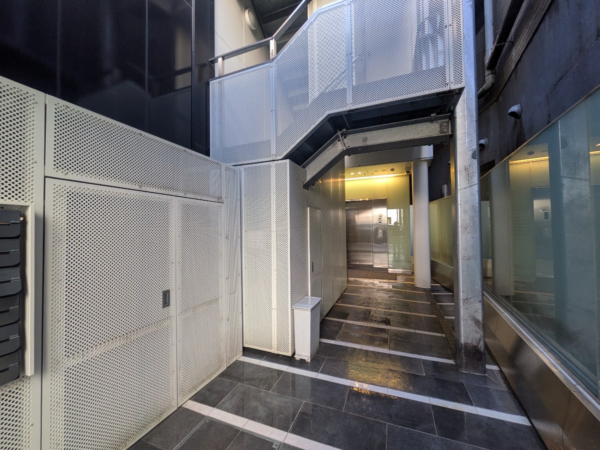 v20250903150709/fresh/building/J00100432305_11
