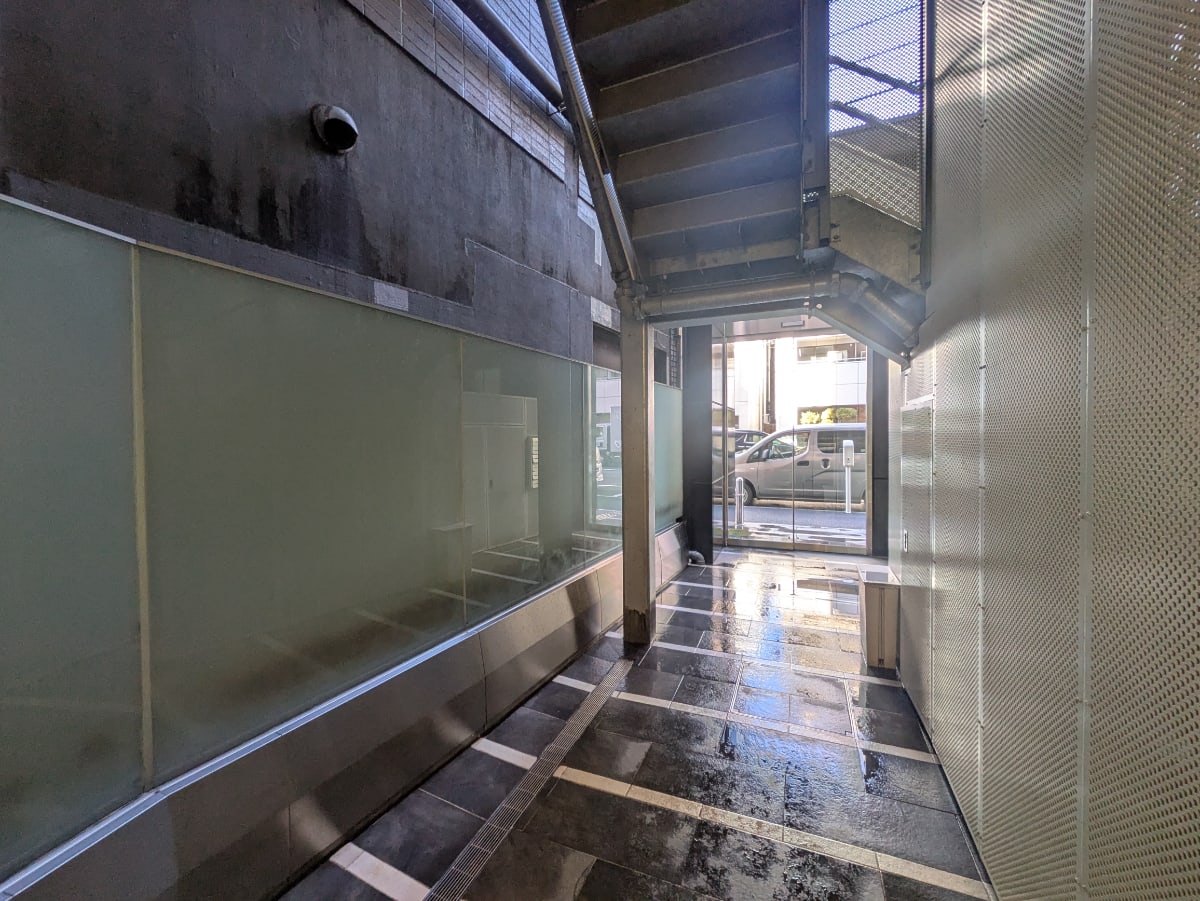 v20250903150709/fresh/building/J00100432305_13