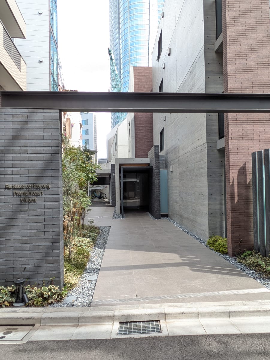 v20250903150709/fresh/building/J00100513516_10