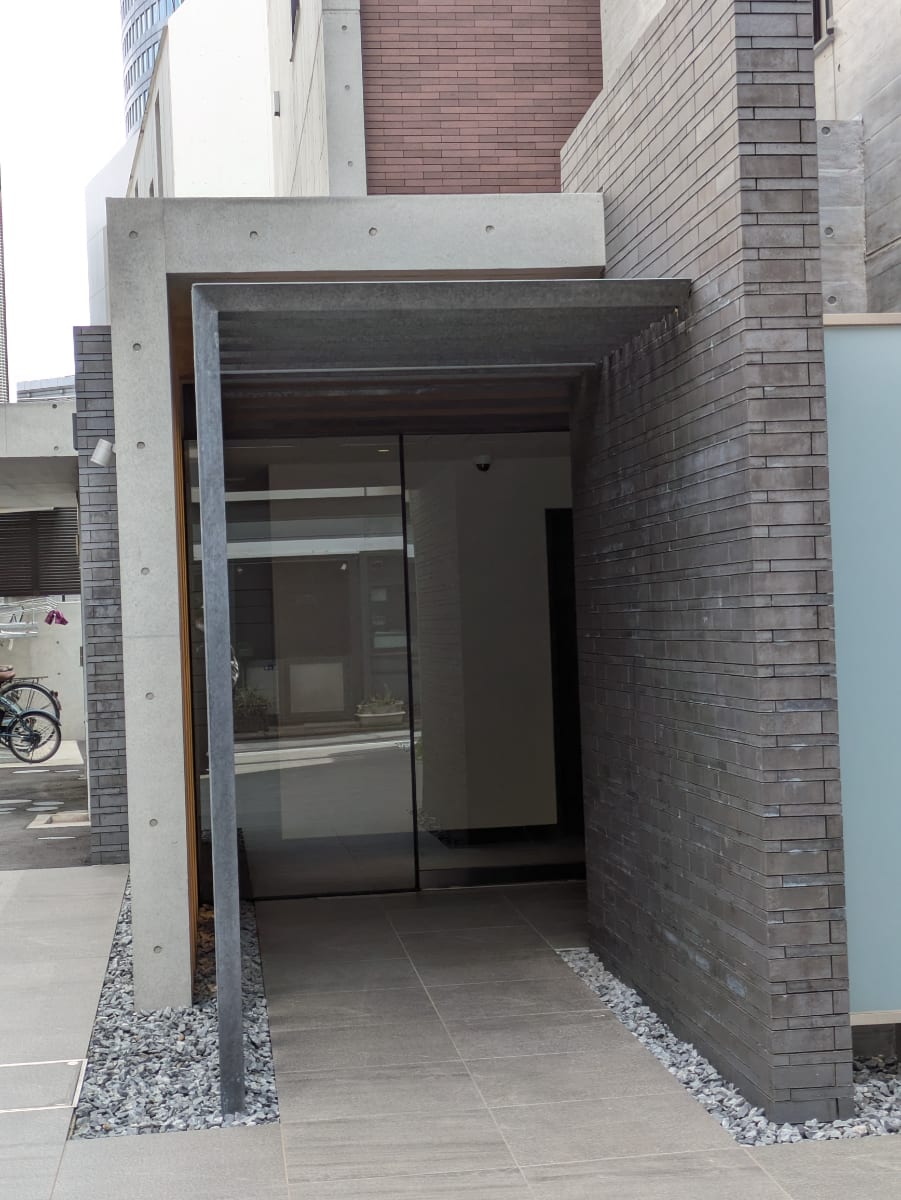 v20250903150709/fresh/building/J00100513516_3
